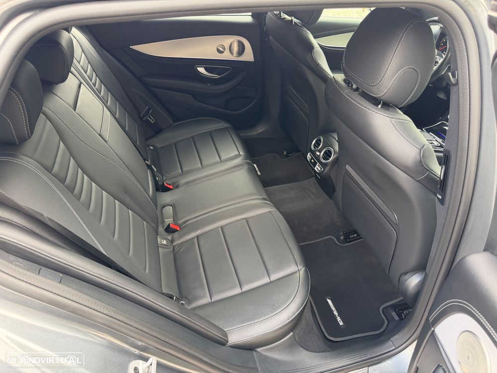 Mercedes-Benz E 300 de 9G-TRONIC AMG Line - 19