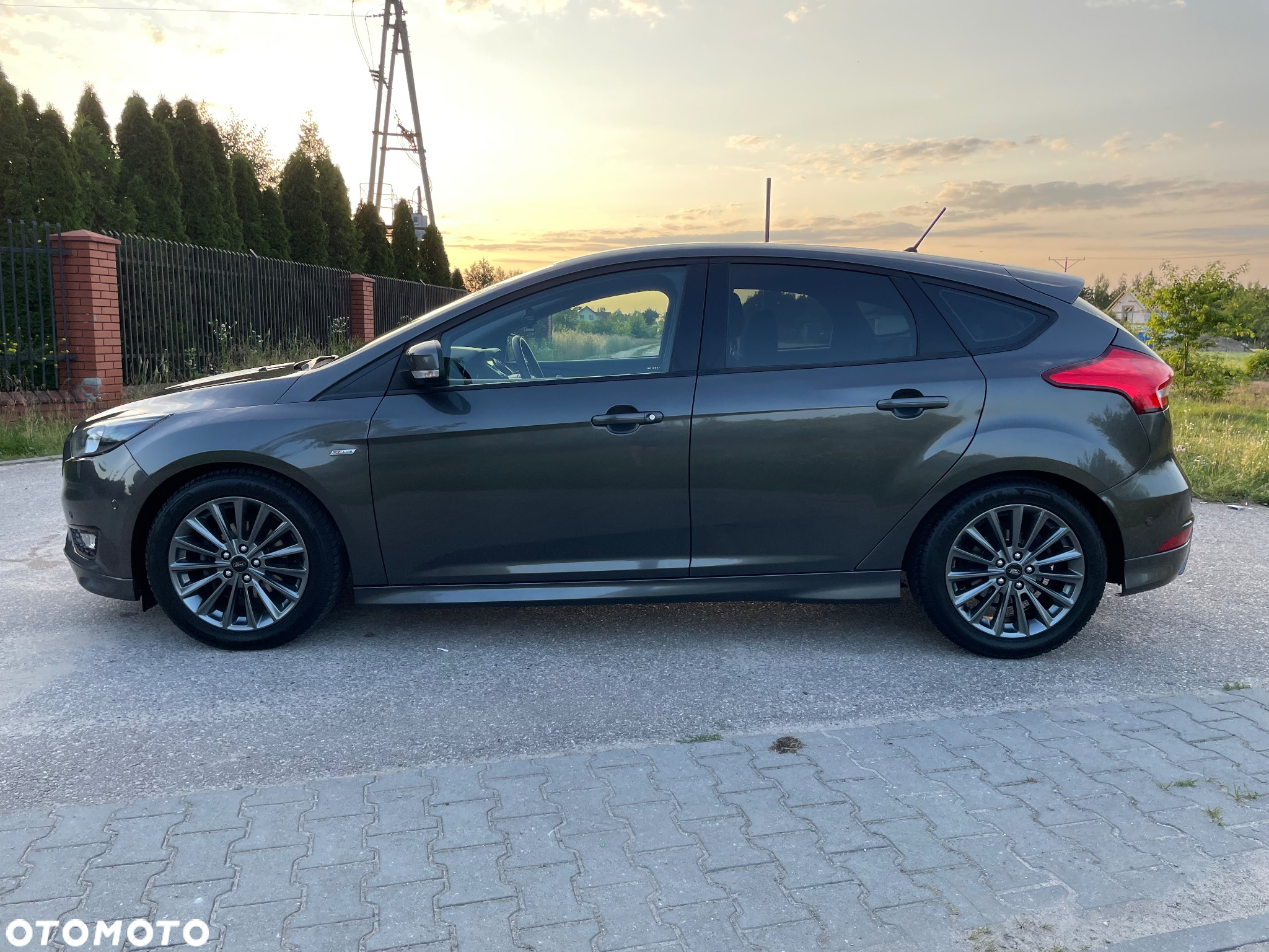 Ford Focus - 6