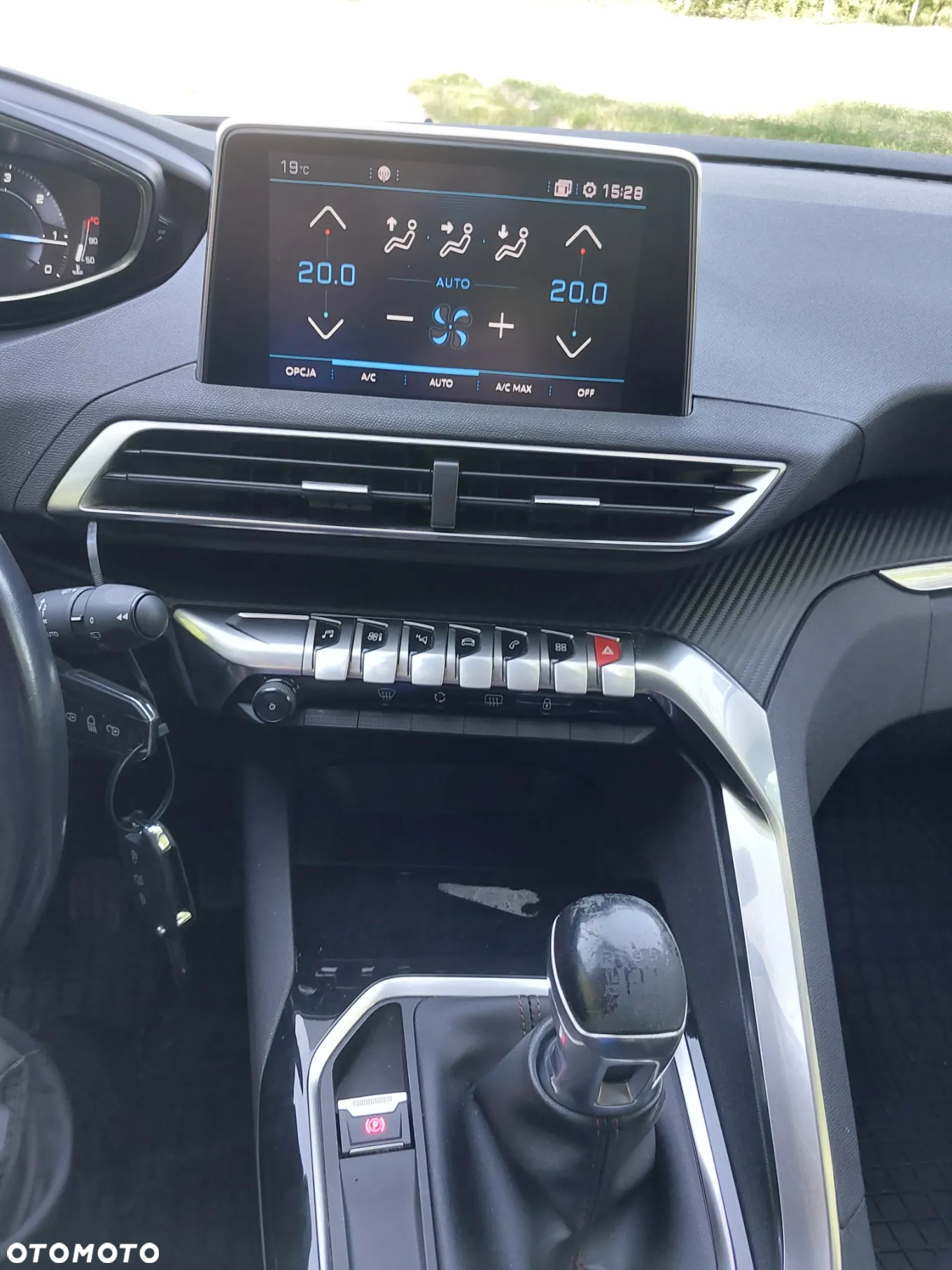 Peugeot 3008 - 17