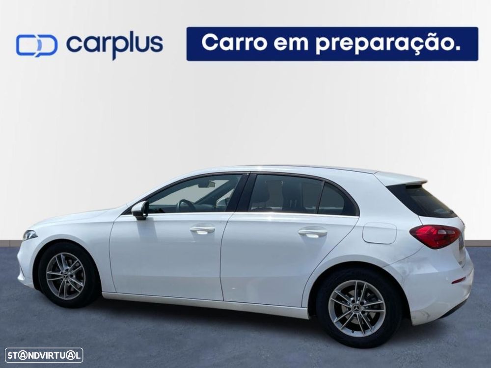 Mercedes-Benz A 180 d Style — fotografia 2