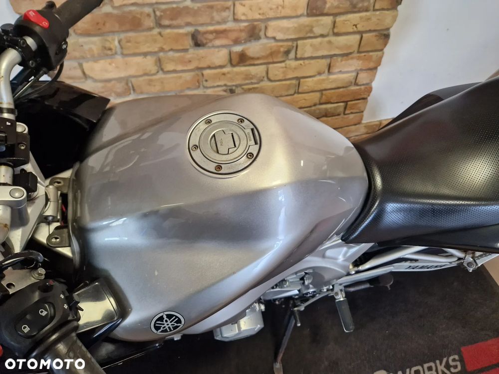 Yamaha FZ6 - 14