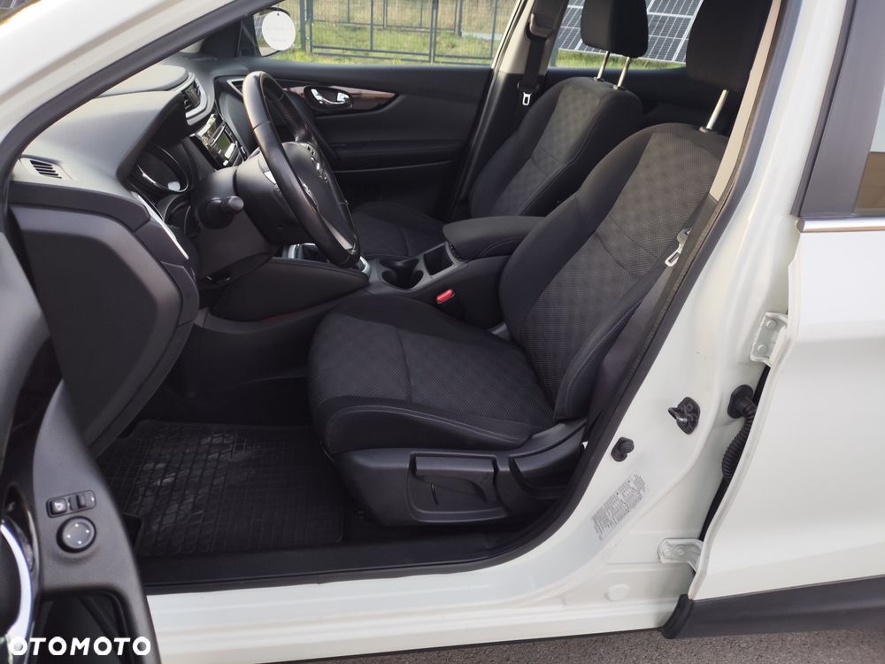 Nissan Qashqai 1.2 DIG-T Acenta EU6 - 11