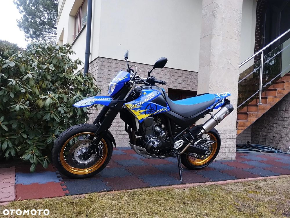 Yamaha XT - 6
