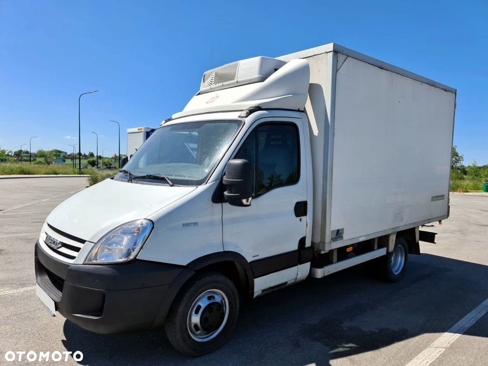 Iveco Daily 35C12 116KM - Bliźniaki - IZOTERMA - CHŁODNIA – MROŹNIA (-20’C) - 5