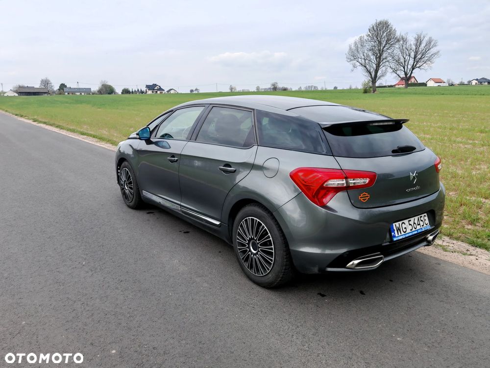Citroën DS5 2.0 HDi SportChic - 5