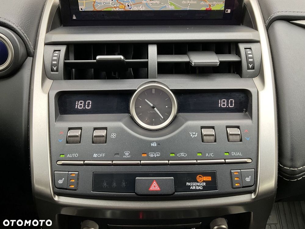 Lexus NX 300h Comfort AWD - 27