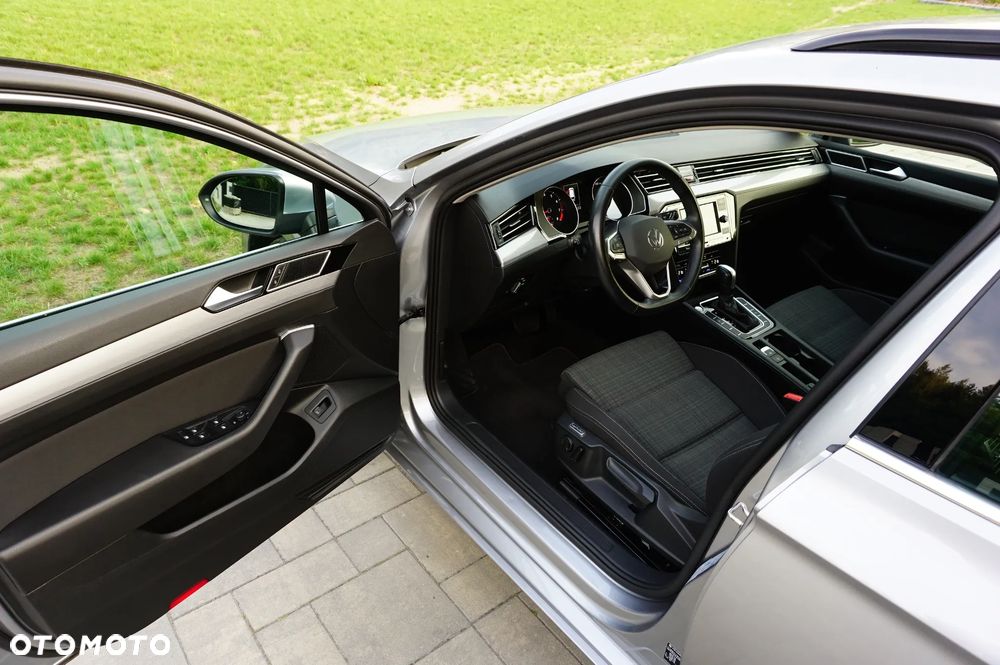 Volkswagen Passat Variant 1.5 TSI EVO Business DSG - 22