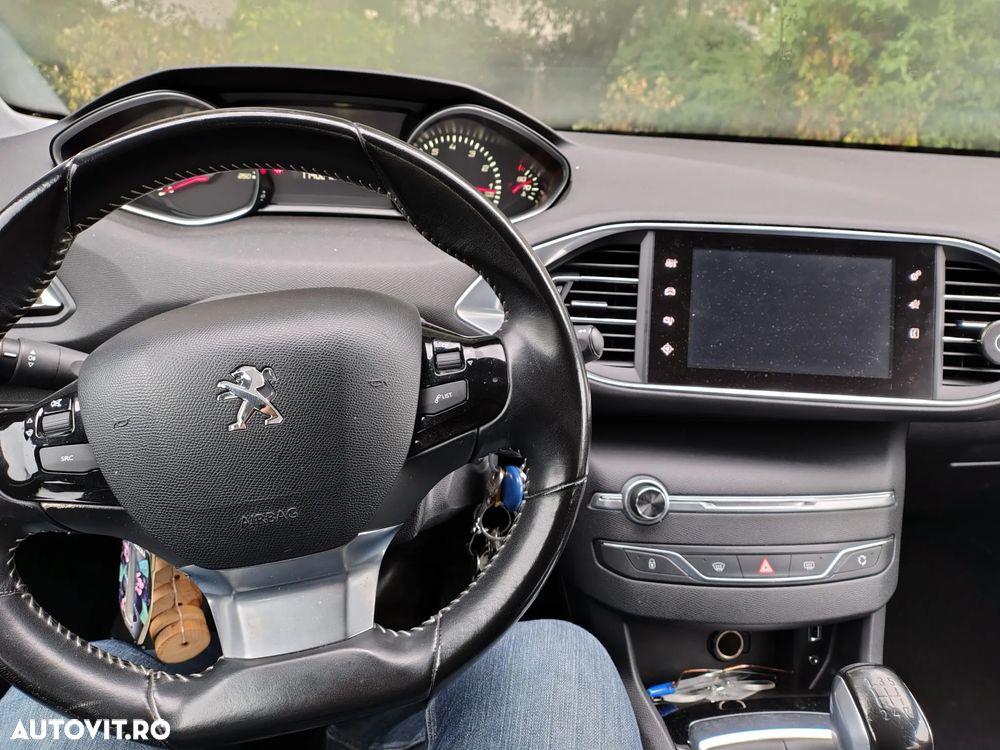 Peugeot 308 SW 1.2 L PureTech Turbo Access - 2