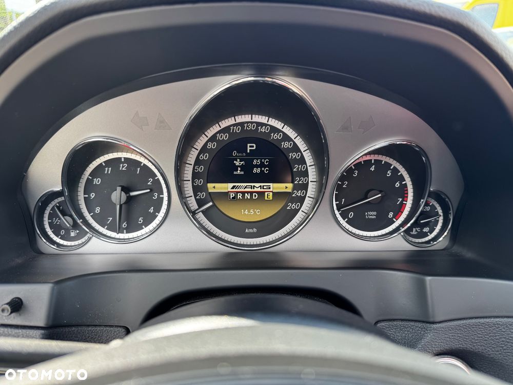 Mercedes-Benz Klasa E 350 BlueEffICIENCY - 21