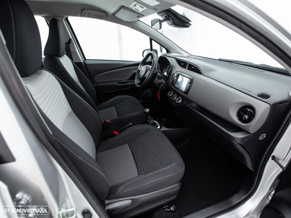 Toyota Yaris 1.0 VVT-i Comfort Plus - 9