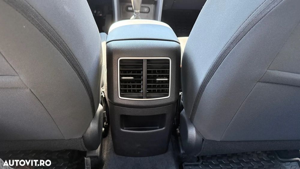 Kia Sportage 1.6 T-GDI 6MT HP 4x2 MHEV Urban - 23