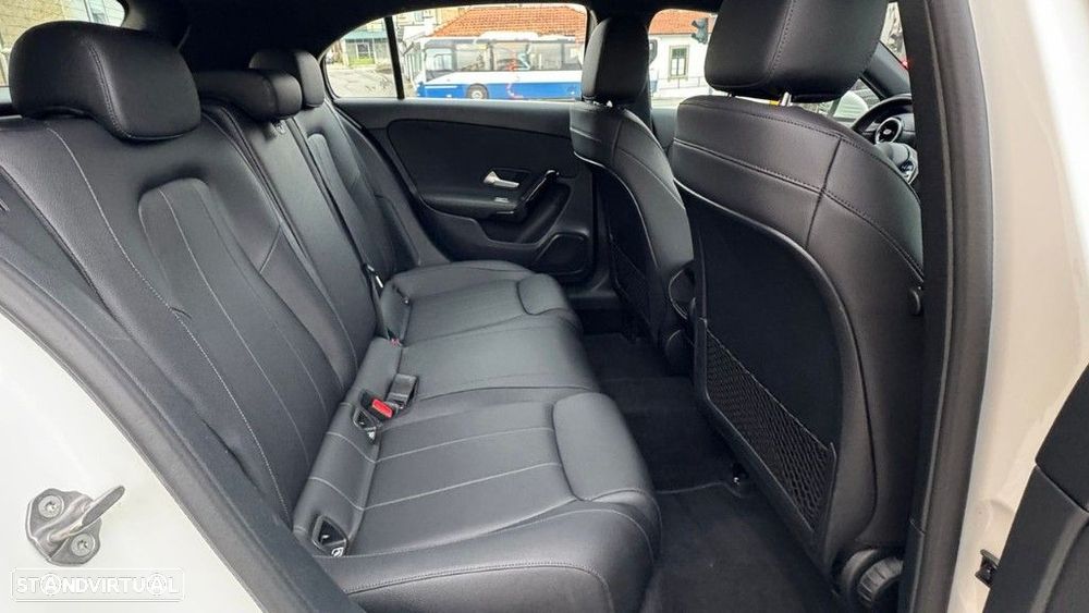 Mercedes-Benz A 180 d Style Plus Aut. - 22