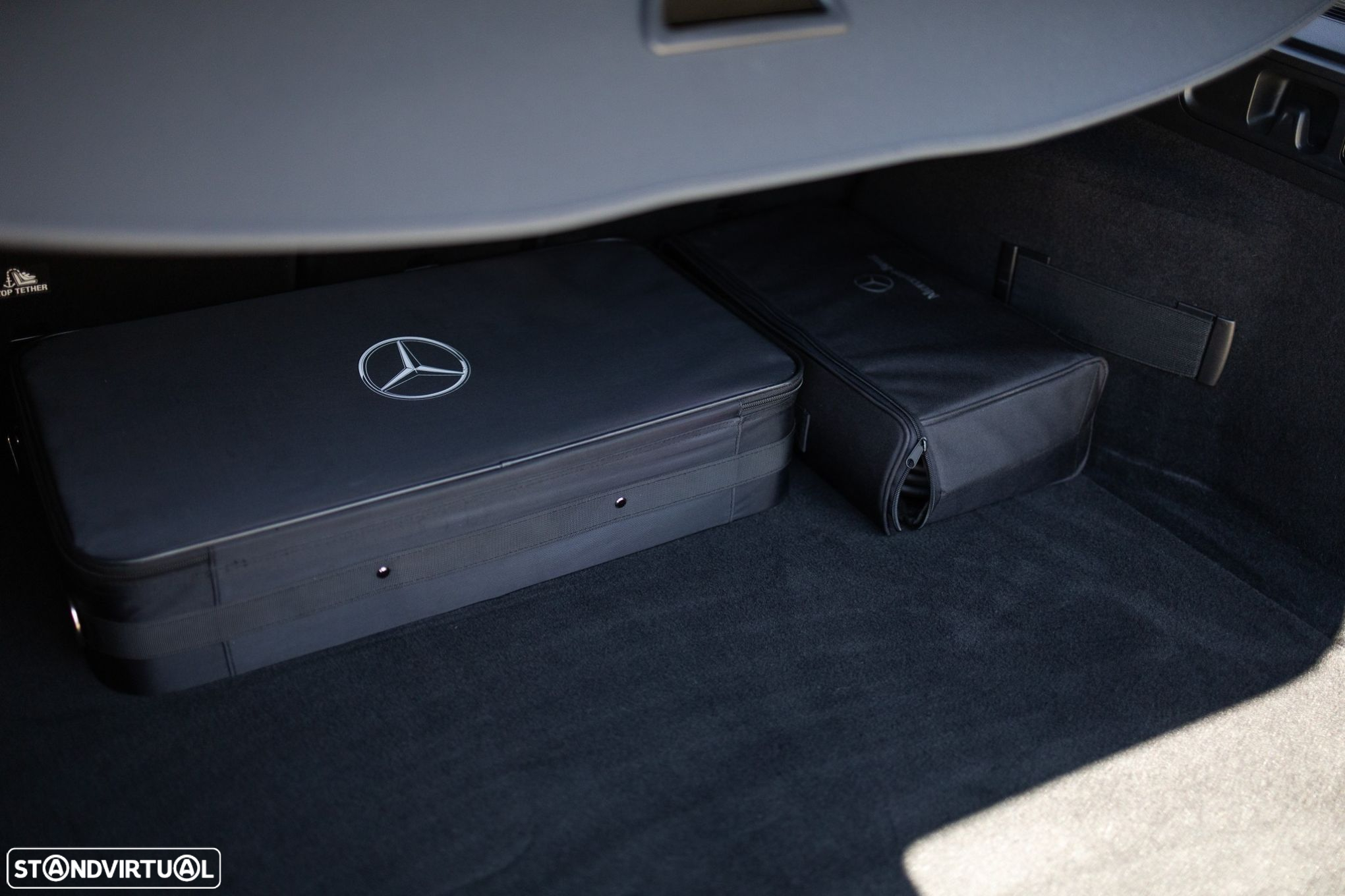 Mercedes-Benz C 300 e AMG Line - 52