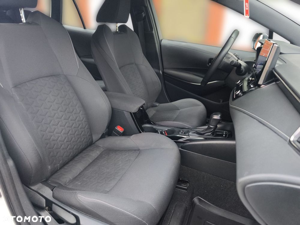 Toyota Corolla 1.8 Hybrid Comfort - 10