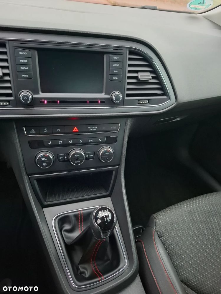 Seat Leon 2.0 TDI DPF Ecomotive FR - 36