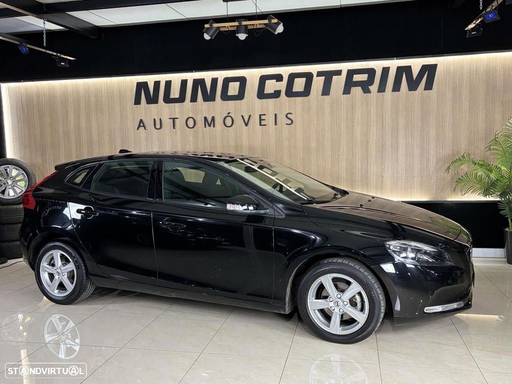 Volvo V40 2.0 D2 Kinetic Eco - 2