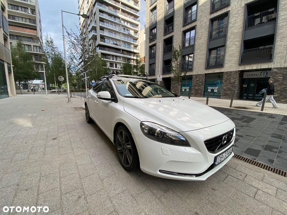 Volvo V40 D2 Summum - 12