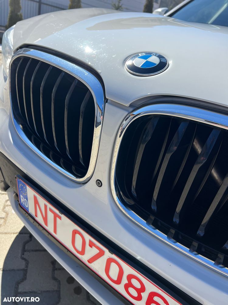 BMW X3 xDrive20d Aut. Luxury Line - 16