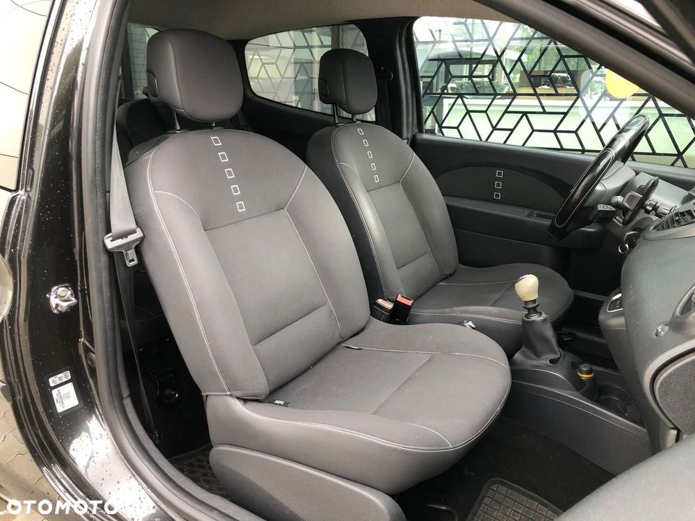 Renault Twingo 1.2 16V Miss Sixty - 19