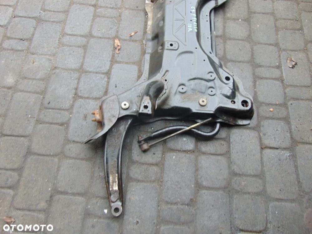 Sanki citroen c4 picasso 1,6 vvti 10R - 4