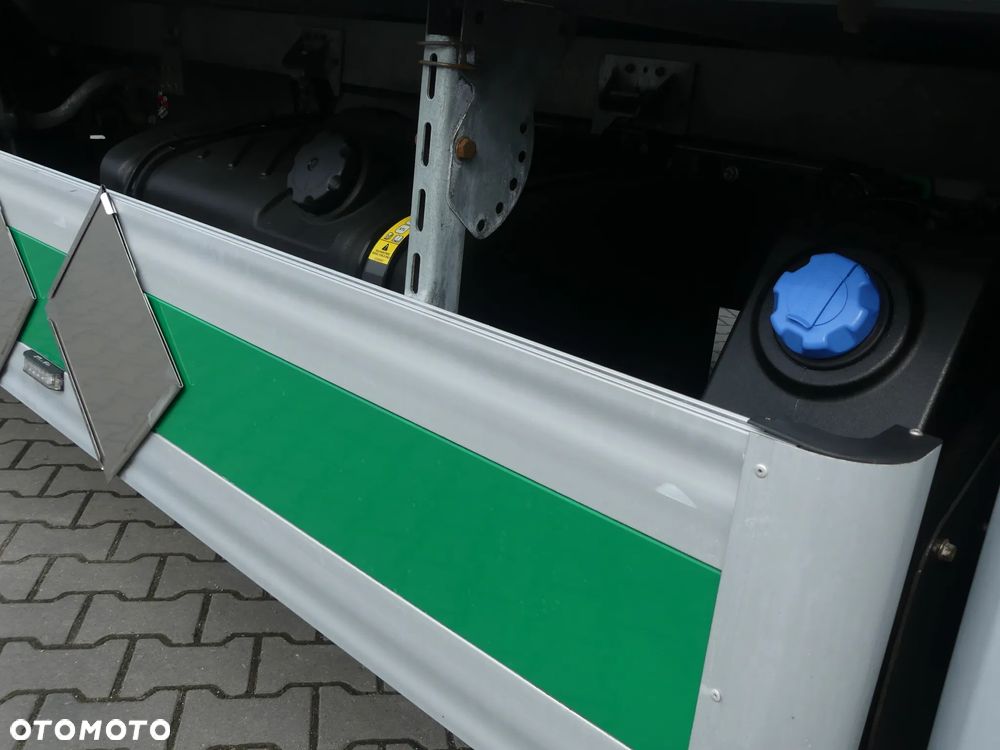 Volvo FL 16.250 / EURO 6 / KONTENER + WINDA / OTWIERANY BOK / - 16