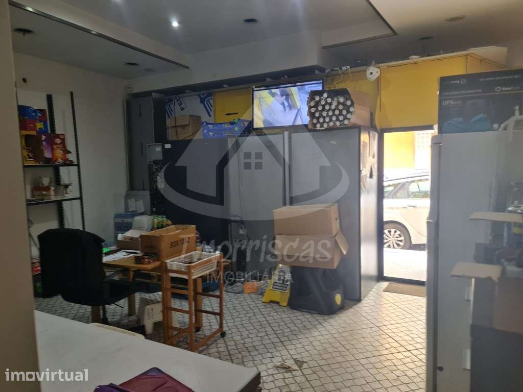 Loja de vending automático com 48 m², para trespasse na Póvoa de Sa... - Grande imagem: 3/13