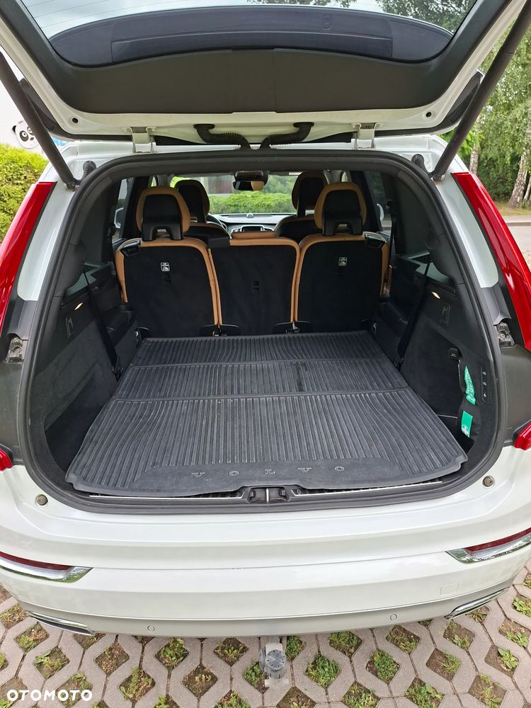 Volvo XC 90 D5 AWD Inscription 7os - 9