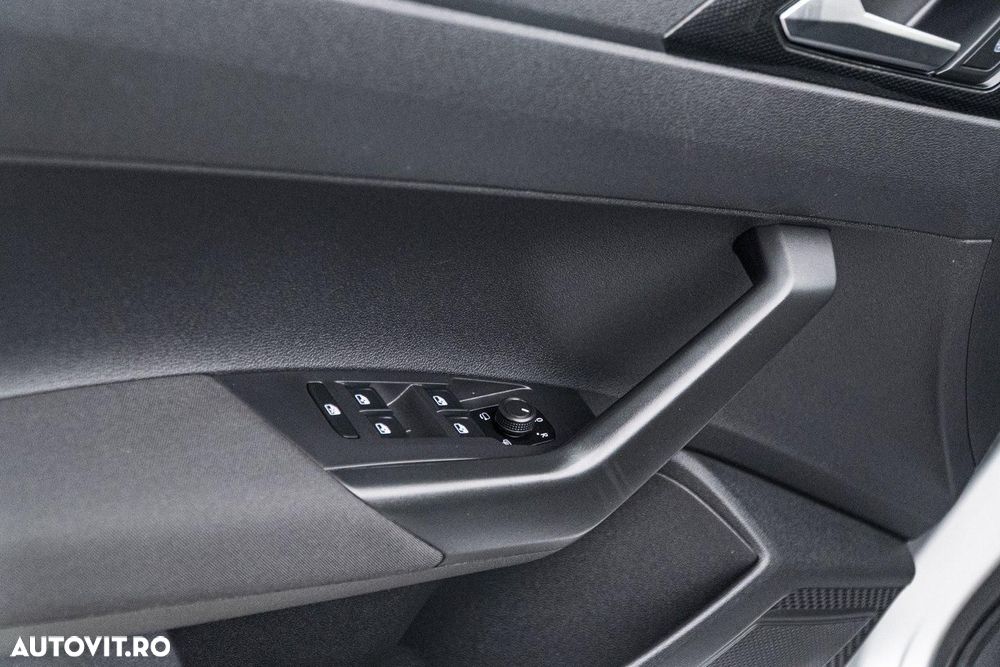 Volkswagen Taigo 1.0 TSI DSG Style - 23