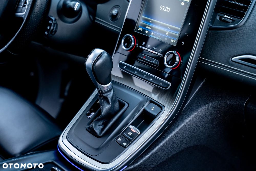 Renault Grand Scenic - 24