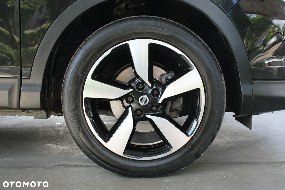 Nissan Qashqai 1.6 DIG-T N-Connecta - 33