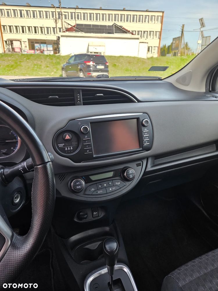 Toyota Yaris 1.5 VVT-i Comfort - 8