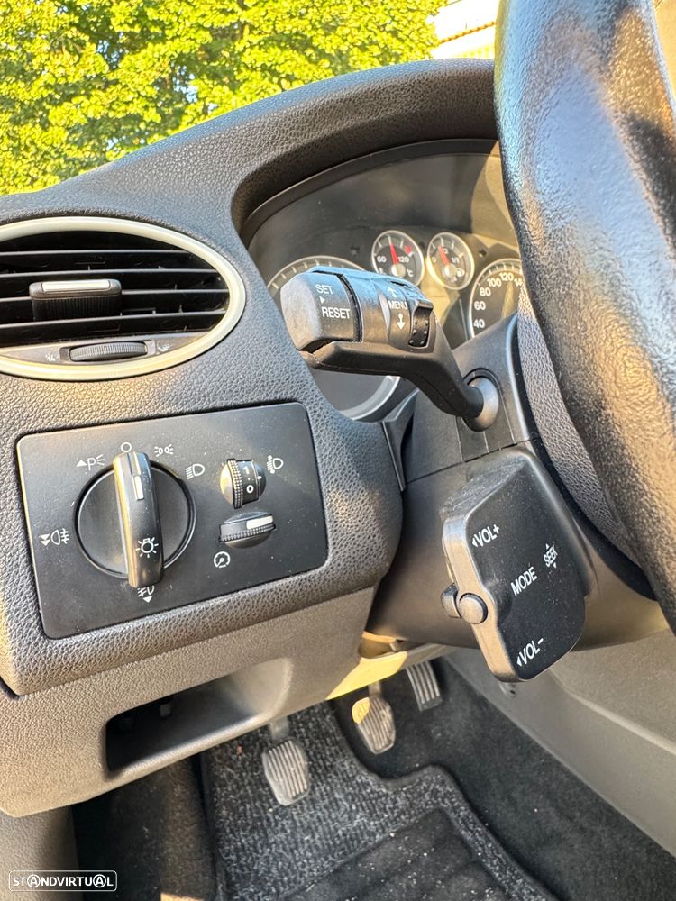 Ford Focus 1.6 TDCi Sport - 30