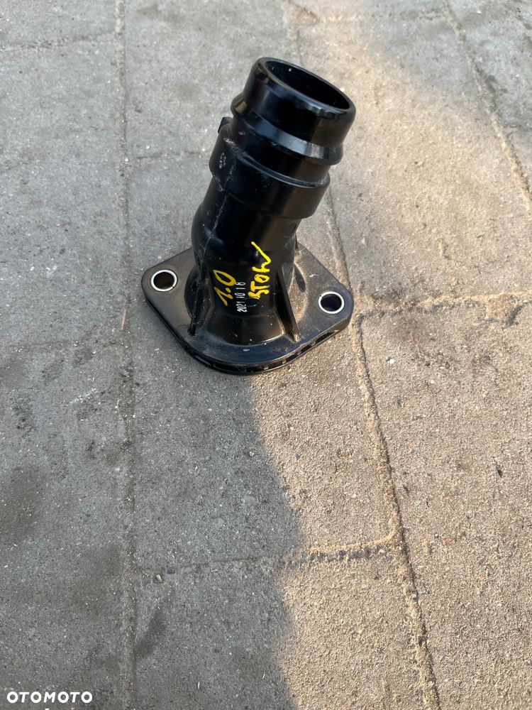 Króciec obudowy termostatu Kia Stonic 1.0 T-GDI - 1