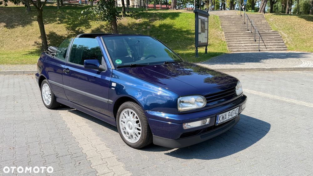 Volkswagen Golf Cabrio 1.8 - 7