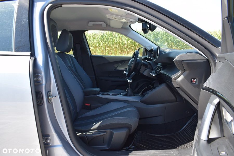 Peugeot 2008 PureTech 130 Allure - 10