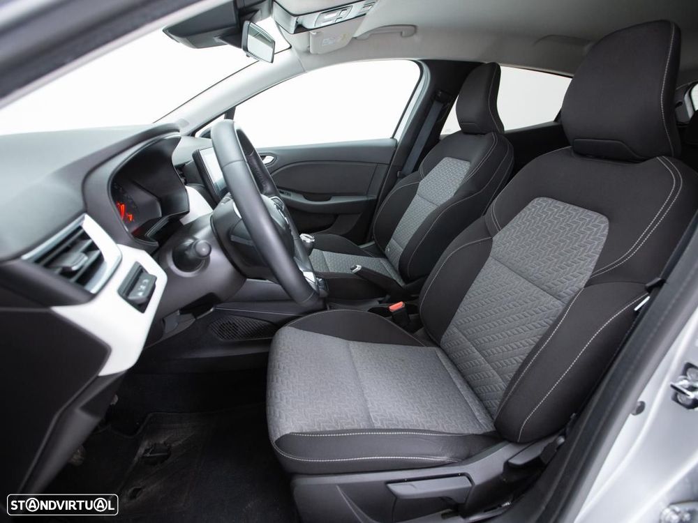 Renault Clio 1.5 Blue dCi Limited - 8
