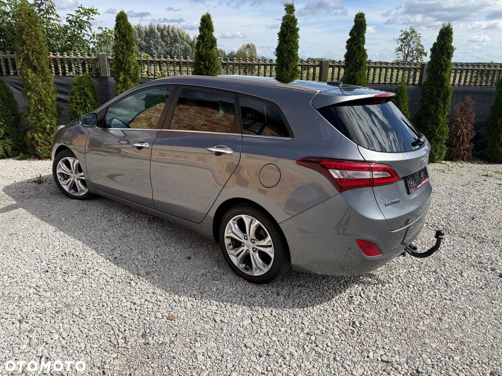 Hyundai i30 blue 1.6 CRDi YES Gold - 6