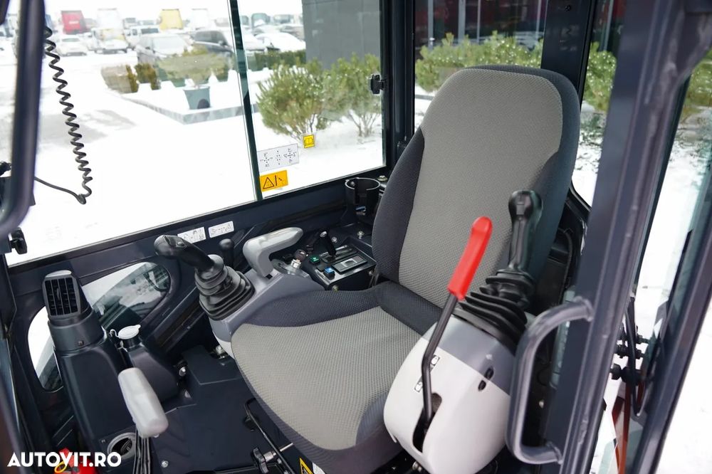 Hitachi ZX26U-6 CR / MINI EXCAVATOR / 2022 / 1800 ORE / SET CUPĂ - 29