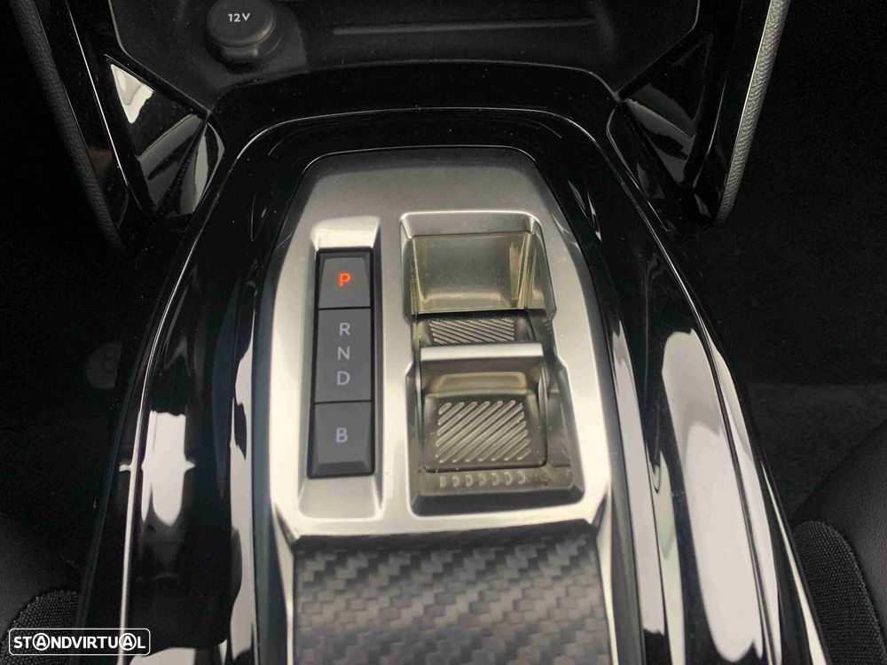 Peugeot e-2008 50 kWh Allure - 10