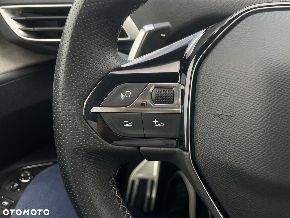 Peugeot 3008 1.2 PureTech GT Pack S&S EAT8 - 24