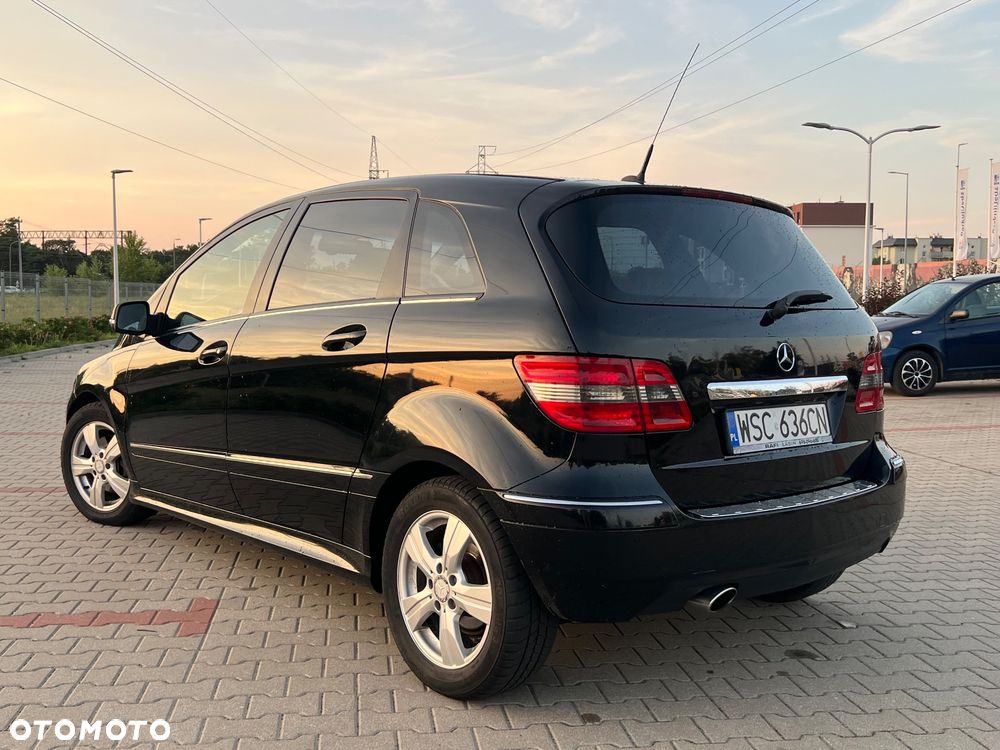 Mercedes-Benz Klasa B 180 CDI DPF Autotronic Grand Edition - 3