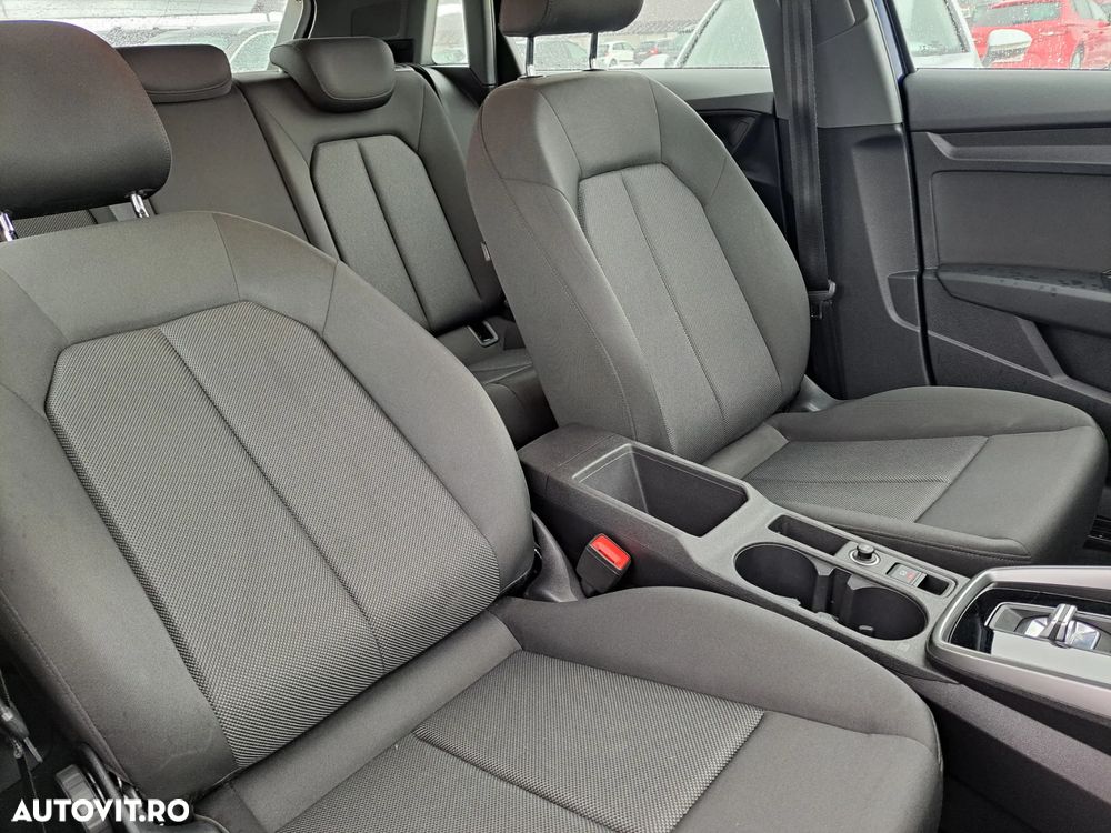 Audi A3 35 TFSI ack S tronic advanced - 36