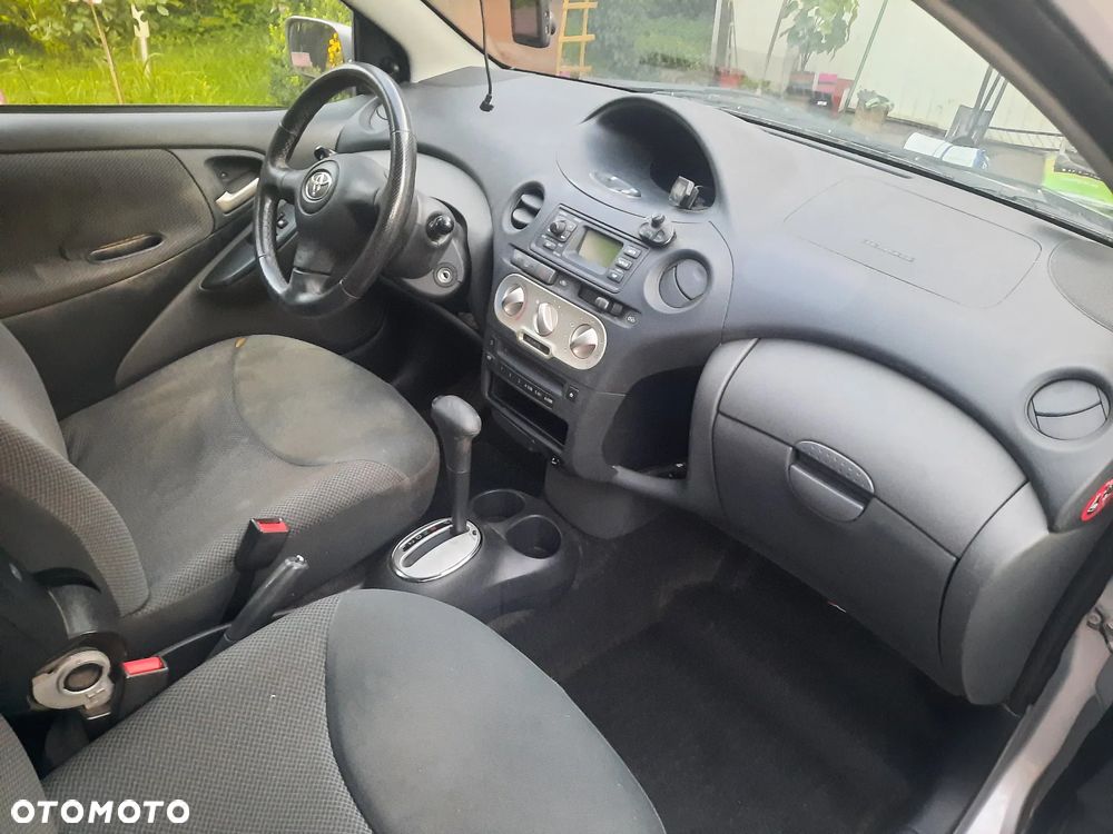 Toyota Yaris 1.3 Luna - 14