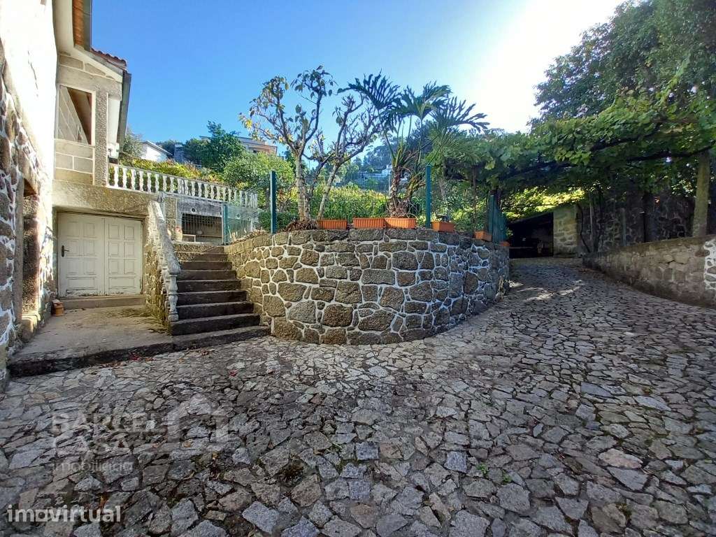 Quinta Exclusiva T4 com Piscina, Vinha e Microclima Único - Grande imagem: 4/58