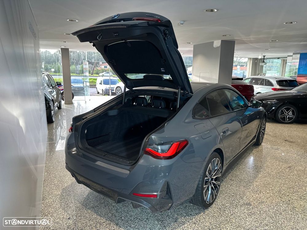 BMW i4 eDrive40 Pack Desportivo M - 44