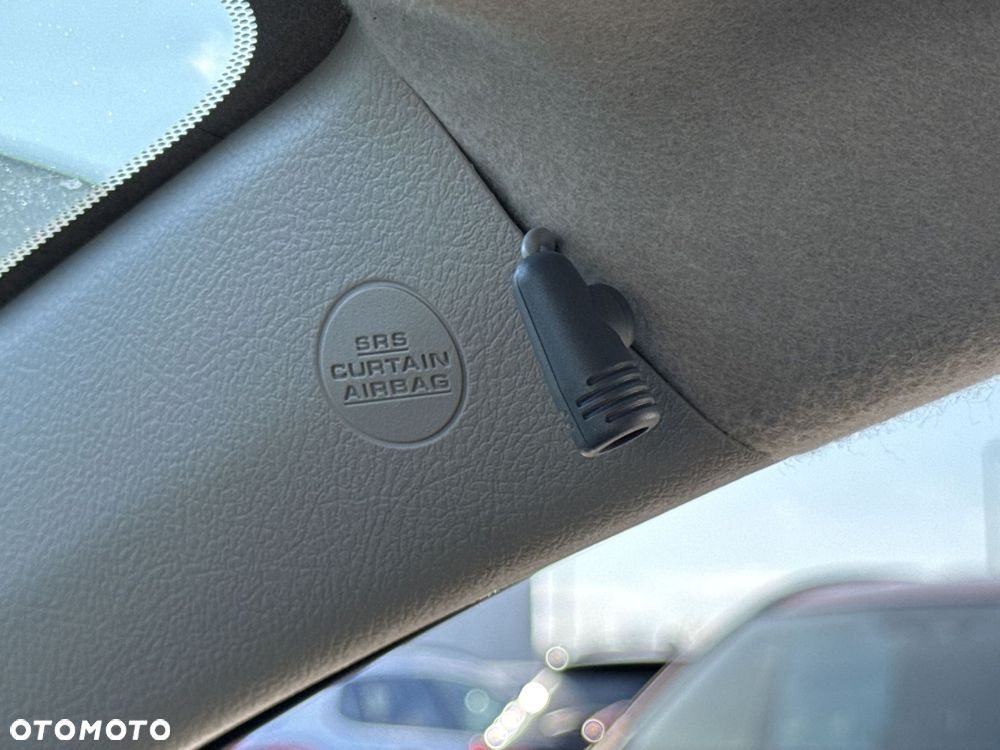 Toyota Yaris - 22
