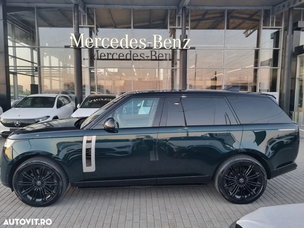 Land Rover Range Rover 4.4 V8 P530 LWB SV - 2