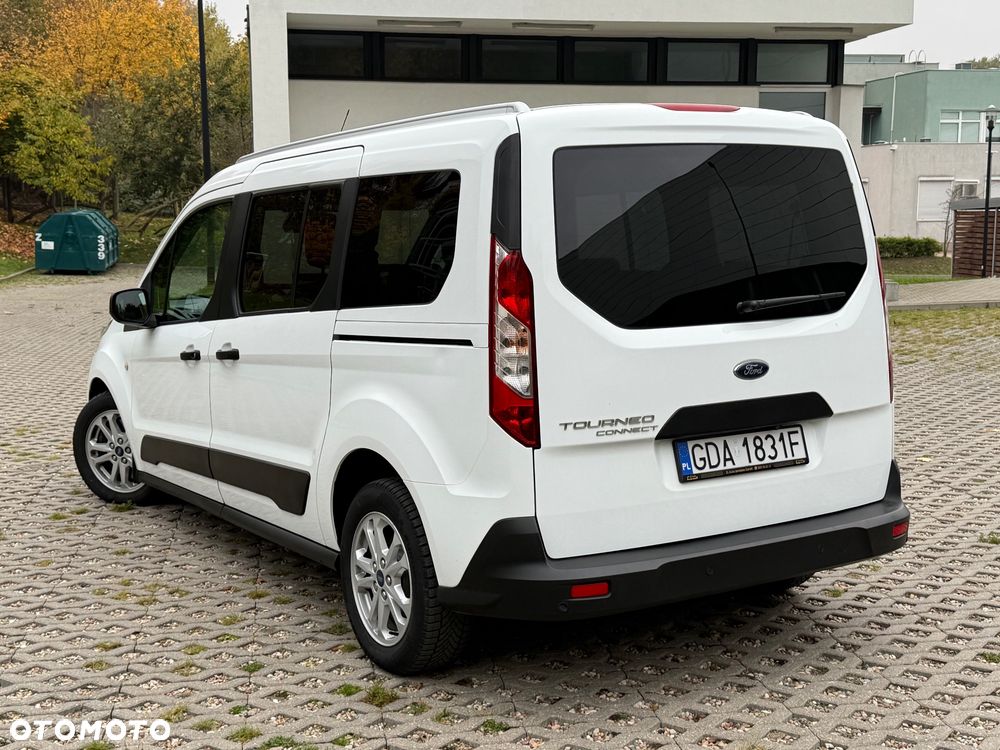 Ford Tourneo Connect - 12