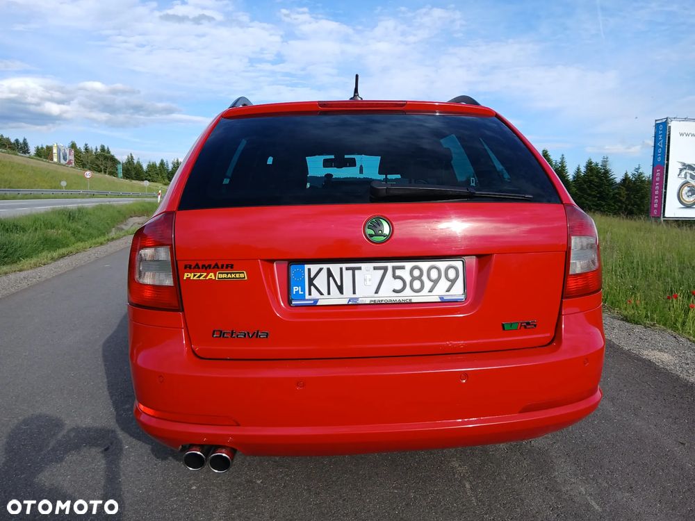 Skoda Octavia 2.0 TDI DPF RS DSG - 19
