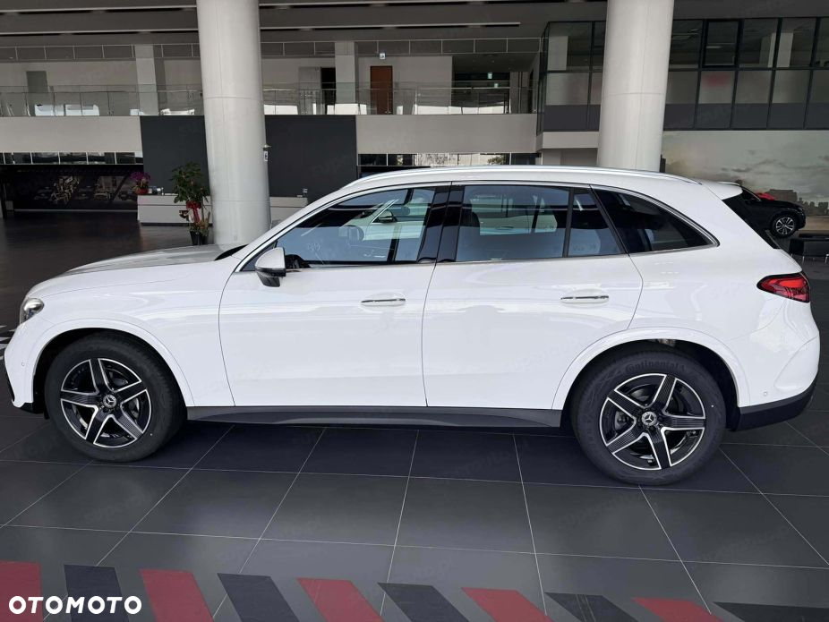 Mercedes-Benz GLC - 2